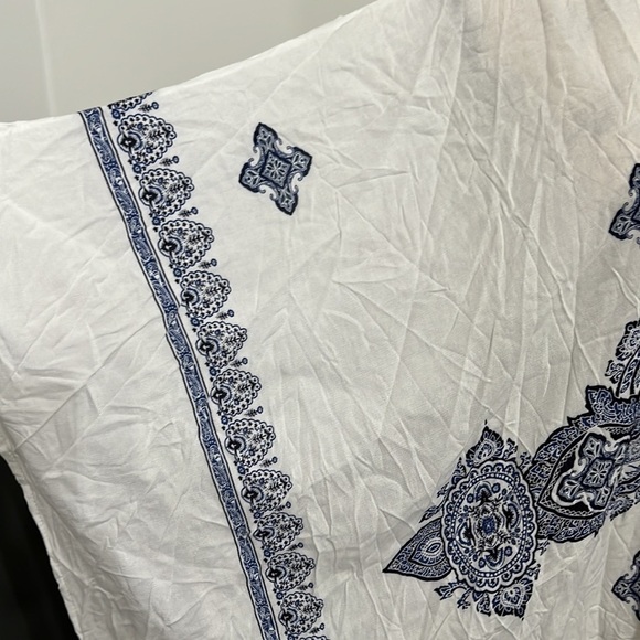 One size Cover Up Summer Blue/White Design - Picture 3 of 6